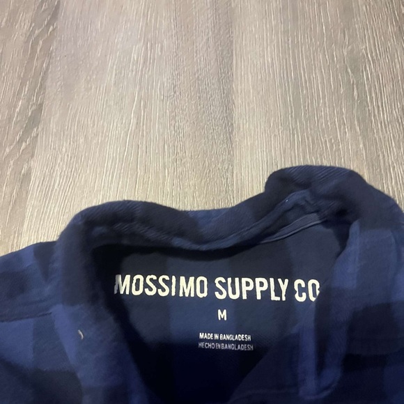Mossimo Supply Co flannel - Picture 3 of 3